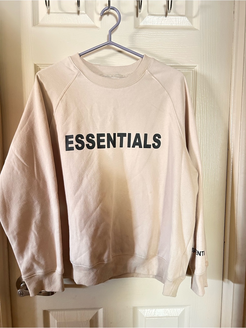 Essentials Men’s Crewneck Sweatshirt in Light Beige with Black Logo. size XL